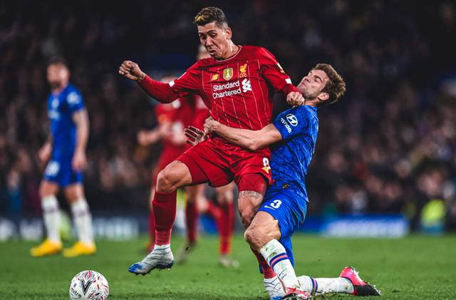 记者：泰山不会放弃成绩搞年轻化，韩鹏明年是否执教还没定