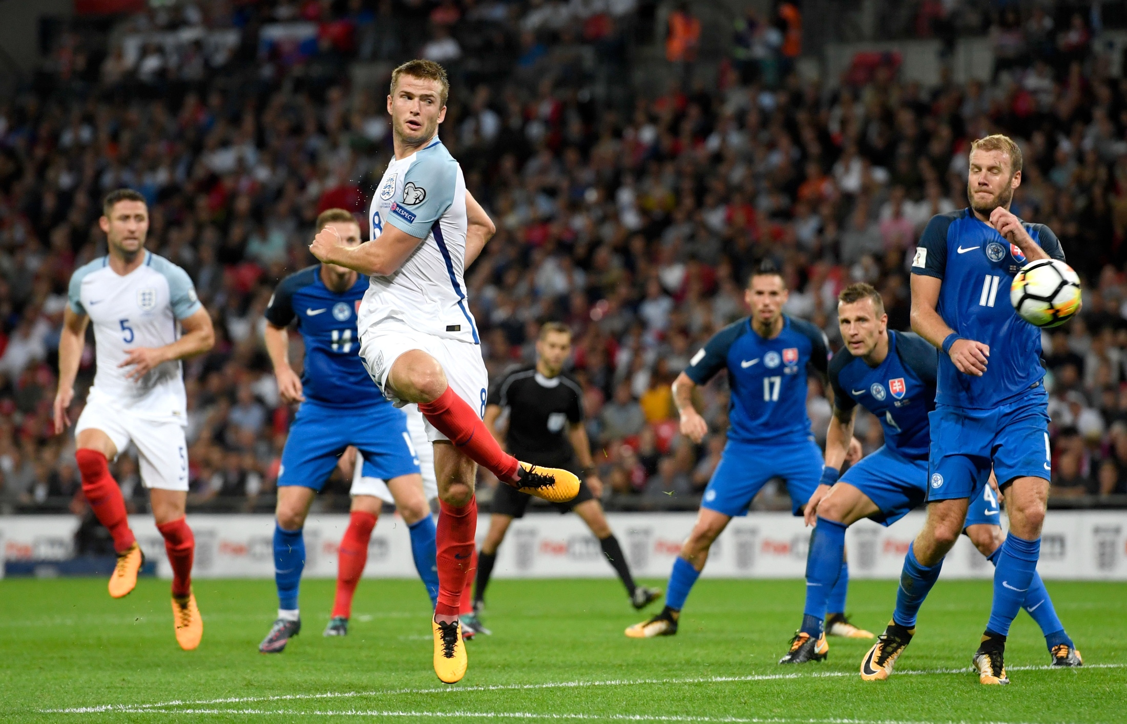 安切洛蒂：皇马的比赛我都看了；C罗肯定会达成千球成就