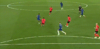 CBA杯赛中NBL球队爆冷战胜CBA队伍，引发对联赛质量与外援配置的质疑，凸显CBA需改革。