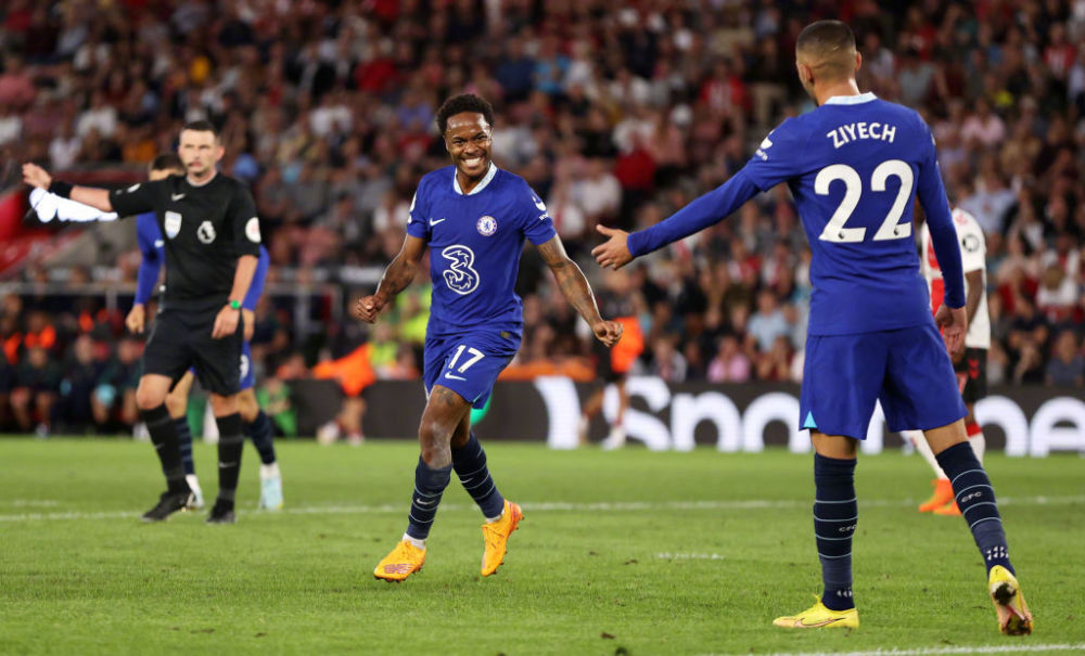 英超战报：曼联客场战胜埃弗顿,